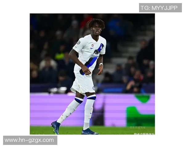 萨基利斯与奥林匹亚激战正酣谁将赢得这场精彩对决的胜利