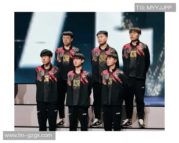 RNG在青年赛中的逆袭之路展现团队精神与战术智慧的完美结合