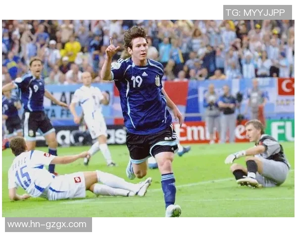 梅西：从巴萨传奇到巴黎巨星，足坛巅峰与传奇之路